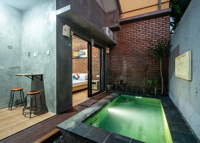 别墅 The Backyard Living