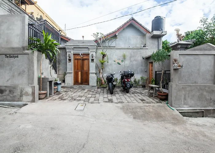 别墅 The Backyard Living